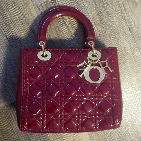 Lady Dior Medium Cannage Christian Dior Red Patent Quilted Leather Gold  Handbag - Picture 1 of 17